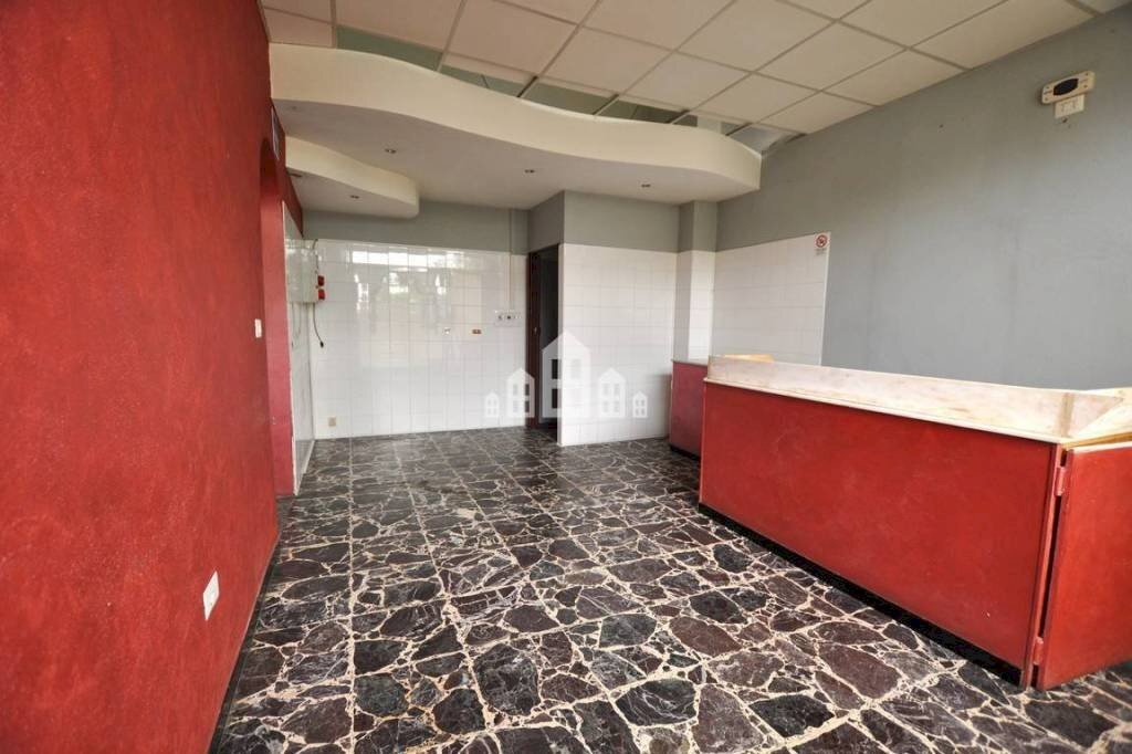 Negozio via Ex Internati, 17, Castellamonte - foto 1