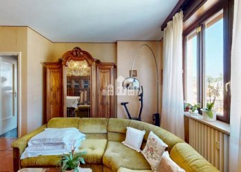 Camera da letto - Four-room apartment via San Gaudenzio, 10, Ivrea - photo 6