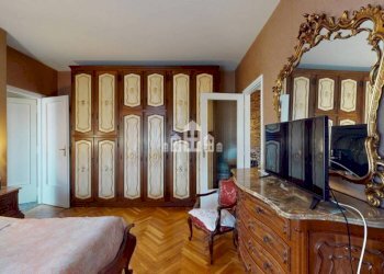 Camera da letto - Four-room apartment via San Gaudenzio, 10, Ivrea - photo 14