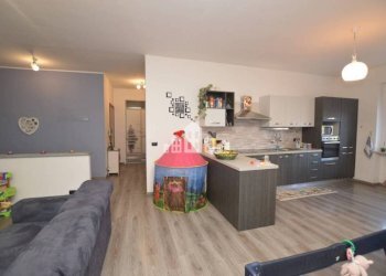 Salone - Three-room apartment via Cascinassa, 11, Pont-Canavese - photo 7