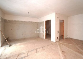 Cucina - Trilocale via Arduino, 33, Cuorgnè - foto 1