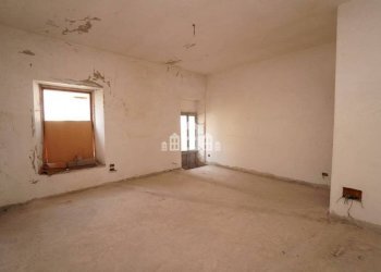 Cucina - Trilocale via Arduino, 33, Cuorgnè - foto 22