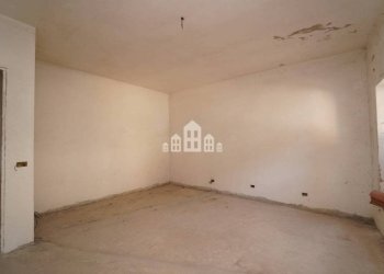 Camera da letto - Trilocale via Arduino, 33, Cuorgnè - foto 26