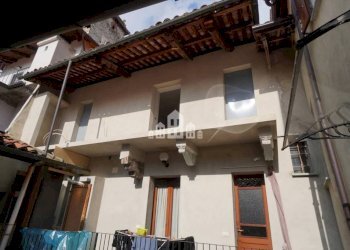 Facciata - Trilocale via Arduino, 33, Cuorgnè - foto 30