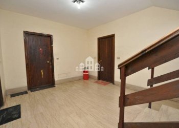 Interno palazzo - Trilocale via Milite Ignoto, 7, Cuorgnè - foto 18