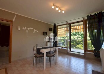 Salone - Three-room apartment Località costosa, 6, Cuorgnè - photo 9