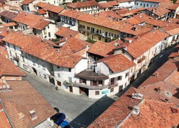 Vista - Shop piazza VII Martiri, 6, Candia Canavese - photo 1