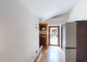 Disimpegno - Shop piazza VII Martiri, 6, Candia Canavese - photo 43