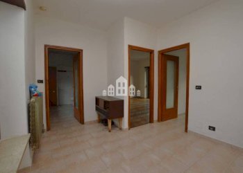 Stanza non arredata - Independent house via Setificio, 15, Agliè - photo 17