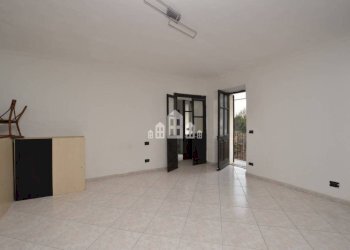 Stanza non arredata - Independent house via Setificio, 15, Agliè - photo 37