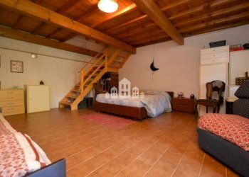 Camera da letto - Independent house Bora di Col, snc, Valchiusa - photo 15