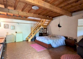 Camera da letto - Casa indipendente Bora di Col, snc, Valchiusa - foto 14