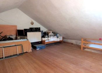 Stanza non arredata - Casa indipendente Bora di Col, snc, Valchiusa - foto 15