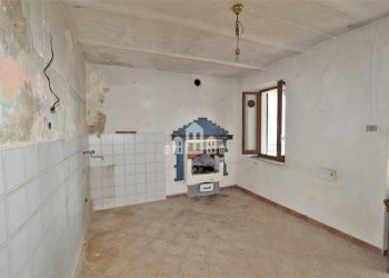 Stanza non arredata - Independent house via carlo botta, 55, Castellamonte - photo 6