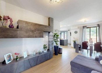 Salone - Villa via Morano, 7a, Perosa Canavese - foto 6