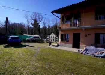 Giardino - Independent house Frazione Preparetto, 136, Castellamonte - photo 2