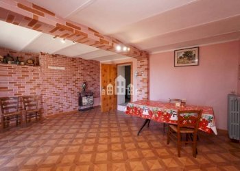 Salone - Independent house Frazione Preparetto, 136, Castellamonte - photo 11