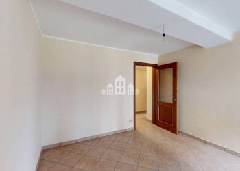 Camera da letto - Appartamento via Montellina, 9, Quincinetto - foto 17