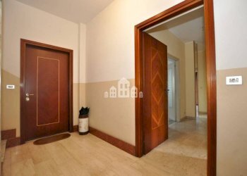 Interno palazzo - Quadrilocale via Carlo Botta, 88, Castellamonte - foto 21