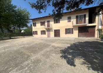 Facciata - Rustico Frazione Gorzano, 95, San Damiano d'Asti - foto 2