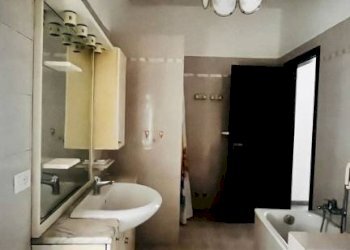 Bagno - Quadrilocale via Umberto I, Priocca - foto 12