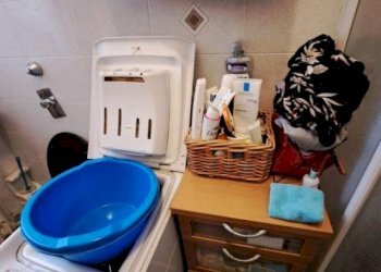 Bagno - Bilocale via Antonio Aldini, 16, Milano (zona Quarto Oggiaro) - foto 15