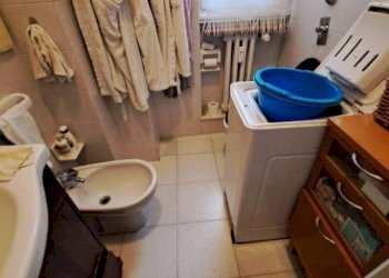 Bagno - Bilocale via Antonio Aldini, 16, Milano (zona Quarto Oggiaro) - foto 16