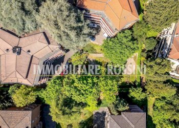 Vista - Trilocale via Enrico Cernuschi, 35, Varese - foto 15