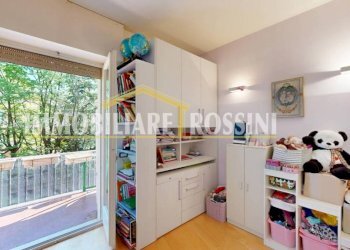 Camera da letto - Three-room apartment via Enrico Cernuschi, 35, Varese - photo 29