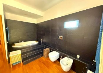 Bagno - Trilocale via Tancredi Marchisio, 11, frazione Quinto Al Mare, Genova - foto 16