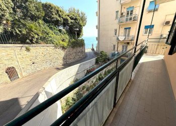 Balcone - Trilocale via Tancredi Marchisio, 11, frazione Quinto Al Mare, Genova - foto 20