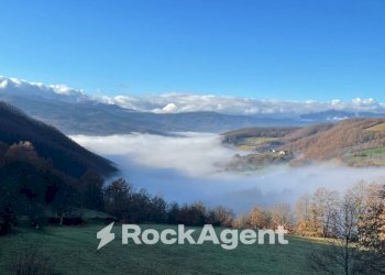 Vista - Attività Commerciale via Piave, Borgo Val di Taro - foto 2