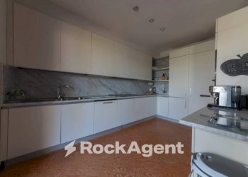 Cucina - Villa a Schiera via dei Longobardi, 31, frazione Milano 3, Basiglio - foto 13