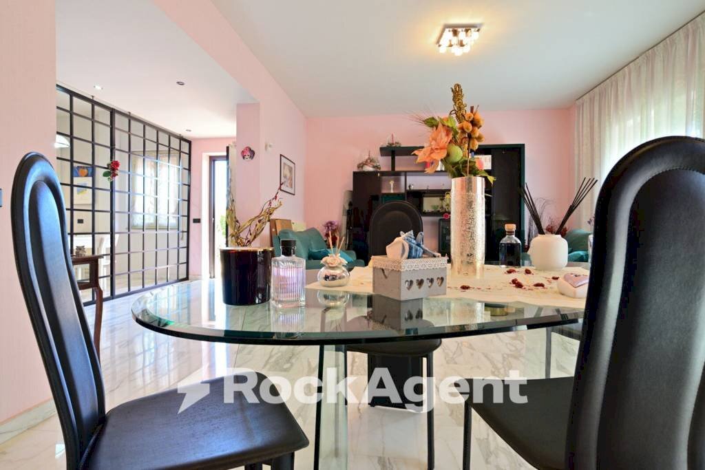 Interno non residenziale - Villa via del Colle, 22, Aprilia - foto 3