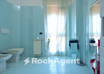 Bagno - Villa via del Colle, 22, Aprilia - foto 36