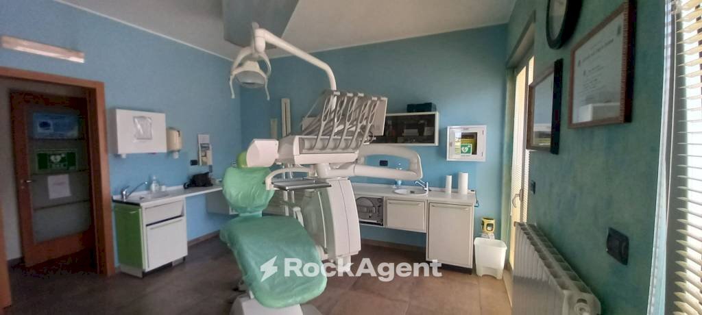 Studio - Ufficio via V. Bachelet, 10, Aradeo - foto 2