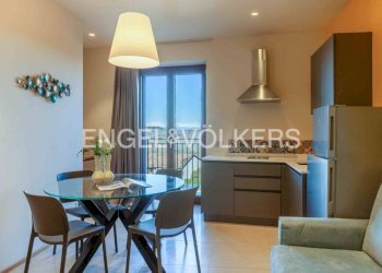 Cucina - Appartamento via Vittorio Alfieri, Castiglione Falletto - foto 4