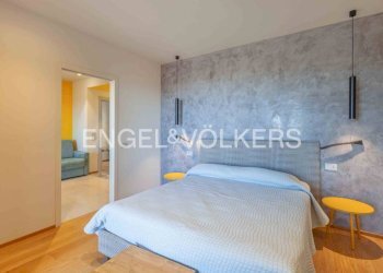 Camera da letto - Appartamento via Vittorio Alfieri, Castiglione Falletto - foto 6