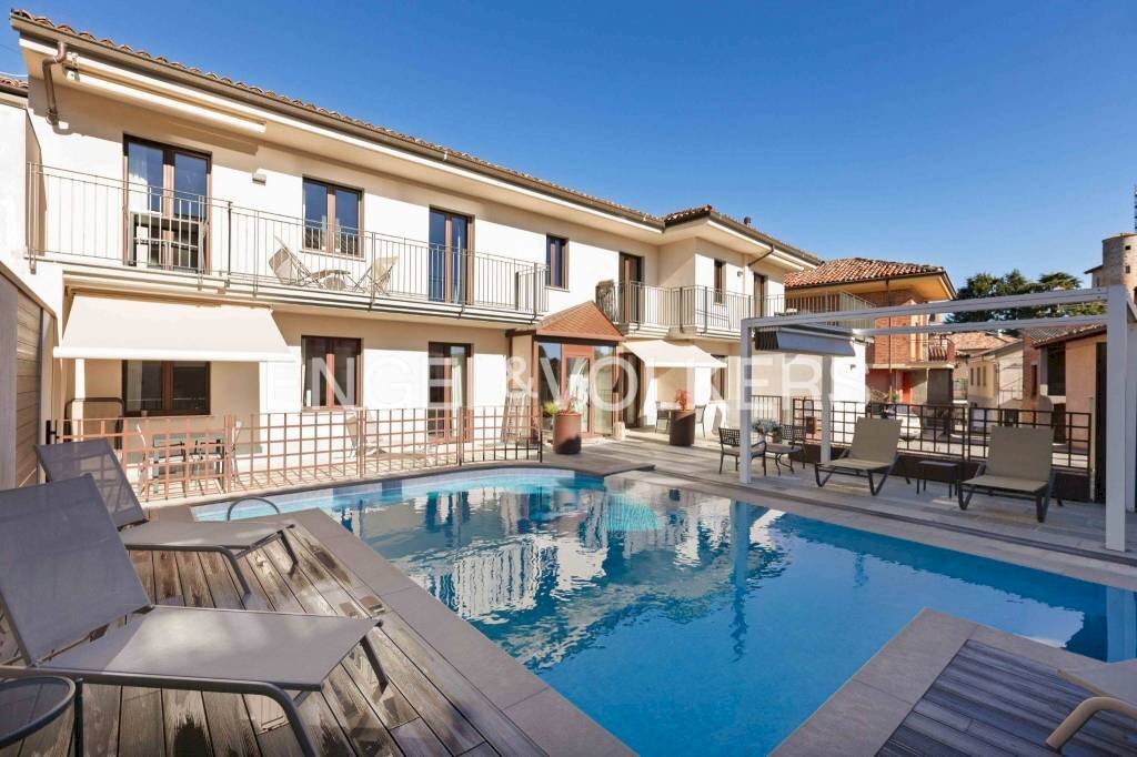 Piscina - Bilocale via Vittorio Alfieri, Castiglione Falletto - foto 3