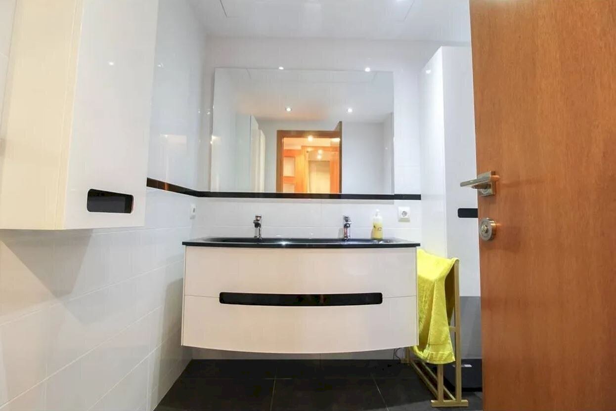 62504266.jpg - Appartamento Via Luigi Guercio 106, Salerno - foto 3