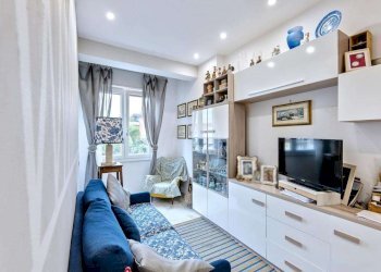 601250426601.jpg - Three-room apartment Via Leopoldo Pellas 38, Firenze (neighborhood Santa Maria Novella) - photo 4