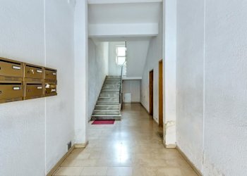 619250426619.jpg - Three-room apartment Via Leopoldo Pellas 38, Firenze (neighborhood Santa Maria Novella) - photo 11