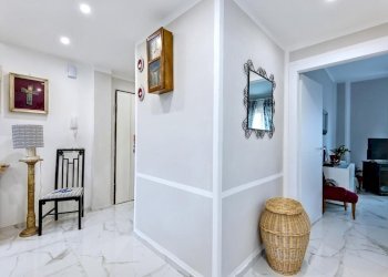 627250426627.jpg - Three-room apartment Via Leopoldo Pellas 38, Firenze (neighborhood Santa Maria Novella) - photo 15
