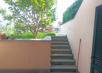 accesso taverna.jpg - Casa semi indipendente Via Olmarello, Castelnuovo Magra - foto 3