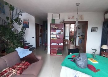 soggiorno 2.jpg - Casa semi indipendente Via Olmarello, Castelnuovo Magra - foto 13