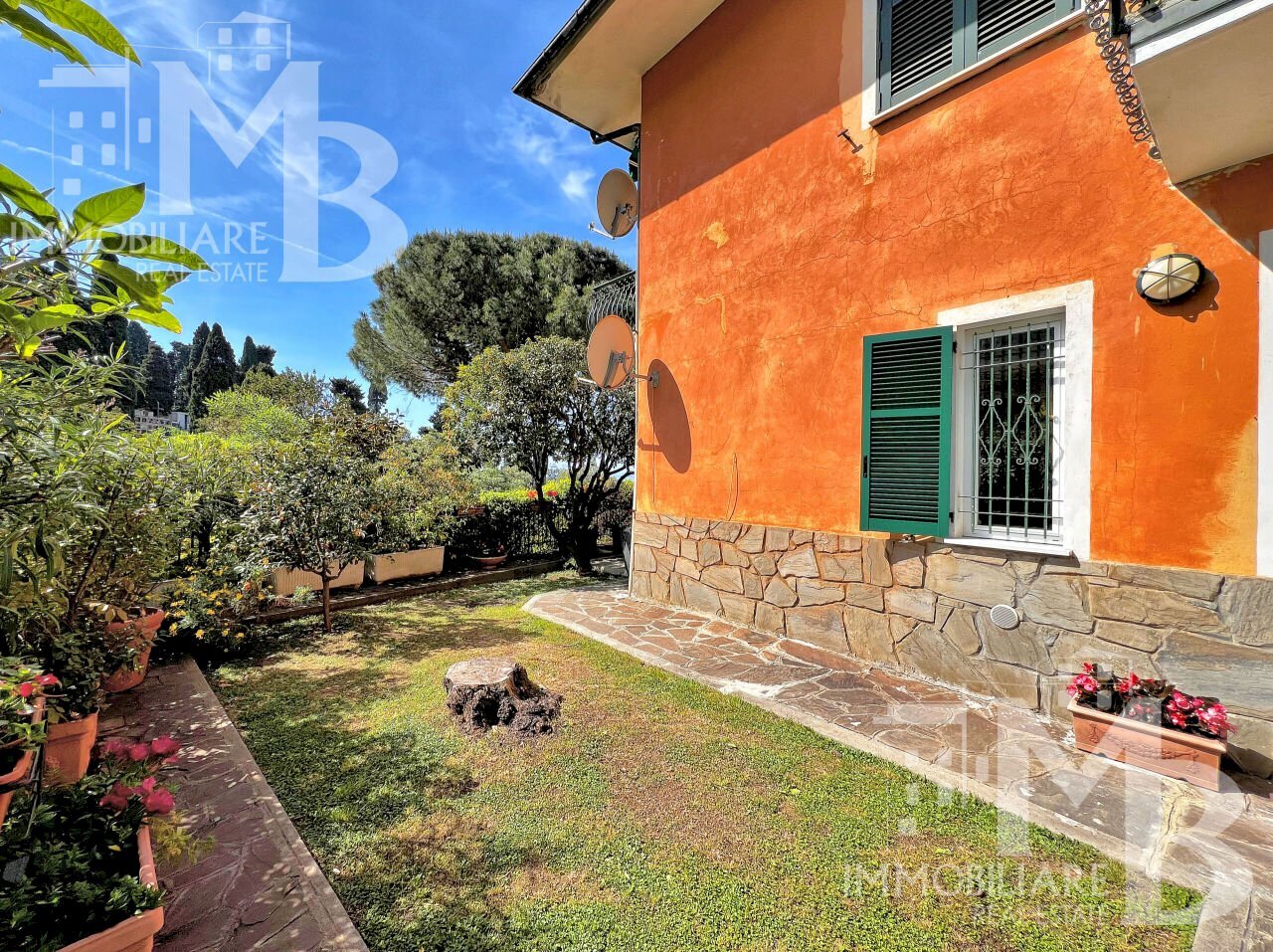 GIARDINO DI INGRESSO.jpg - Four-room apartment Via Romagneno 64, Recco - photo 3
