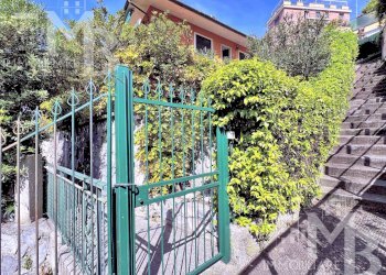 CANCELLO GIARDINO DA PASSO COMUNALE.jpg - Four-room apartment Via Romagneno 64, Recco - photo 25