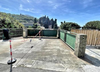 POSTO AUTO - Four-room apartment Via Romagneno 64, Recco - photo 5