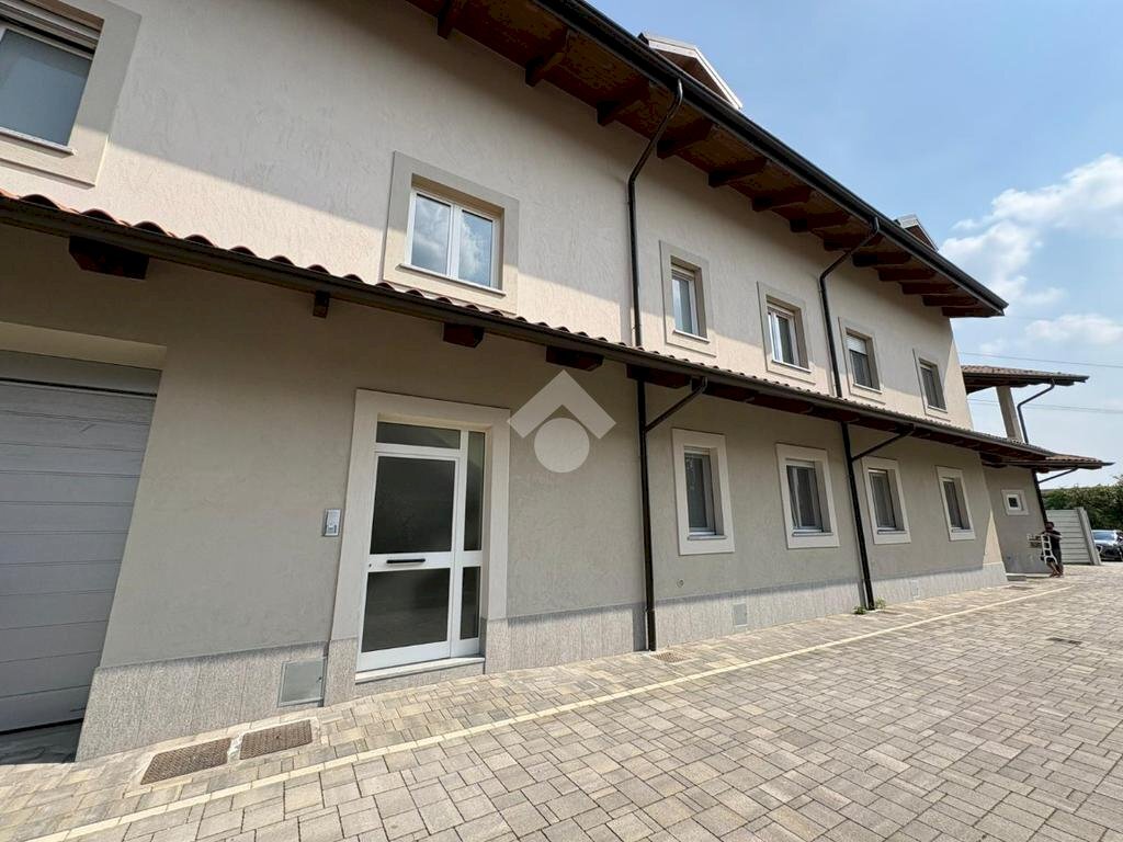 Trilocale Via Torino, San Francesco al Campo - foto 3