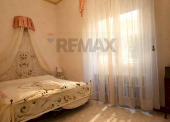 Camera / camera da letto - Trilocale Via paletta
 
8, Novara - foto 7